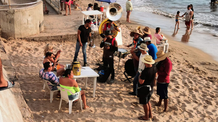 BANDA sinaloa beaches curfew