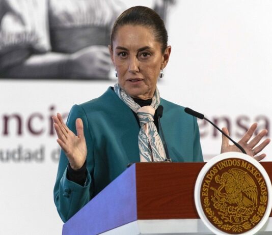 Sheinbaum Firmly Rejects U.S. Claims Linking Mexican Government to Drug Cartels