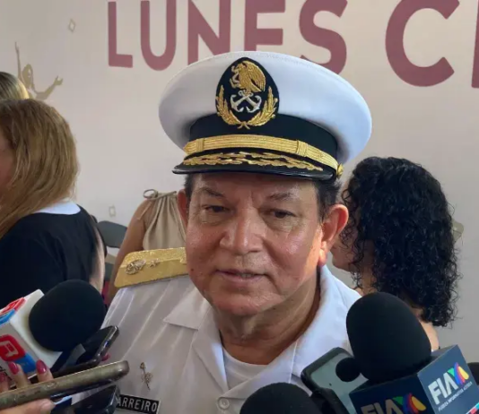 The Port Captain of Mazatlán is dismissed following a citizen complaint.