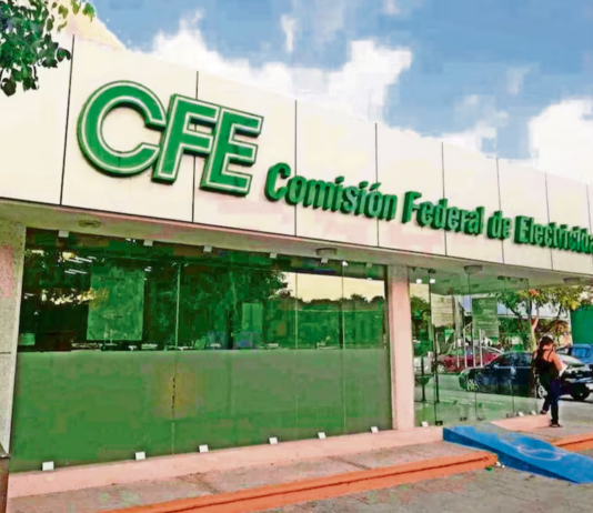 Users Protest Against CFE in Guasave and Mazatlán; Demand Review of Excessive Charges