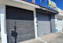Ongoing insecurity and a sharp decline in tourism are forcing widespread business closures in Mazatlan