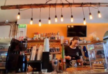 Cafes are growing in Mazatlán despite business closures and economic crisis