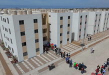 Mazatlán City Council approves housing development construction just days before homes are to be handed over.